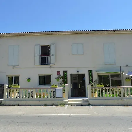 Le Riviera 2* Alata