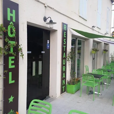 Otel Le Riviera 2*